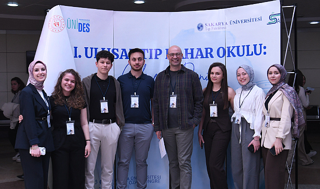 Sakarya Üniversitesinde 1. Ulusal Tıp Bahar Okulu Gerçekleştirildi